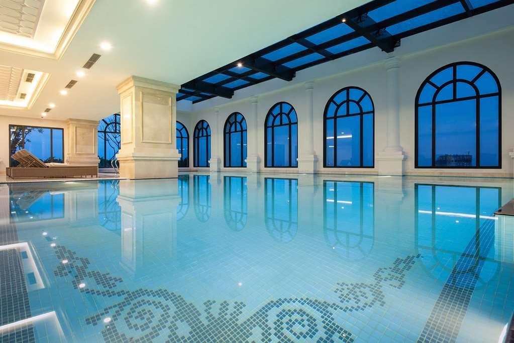 Melia Vinpearl Quang Binh Hotel Dong Hoi Exterior photo